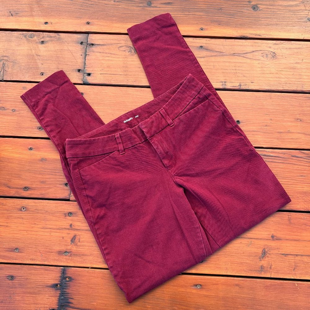 Old Navy Maroon Pixie Capri Dress Pants